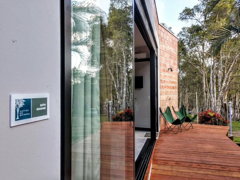 Hotel Su�tes No Quintal