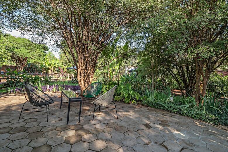 Hotel Su�tes No Quintal