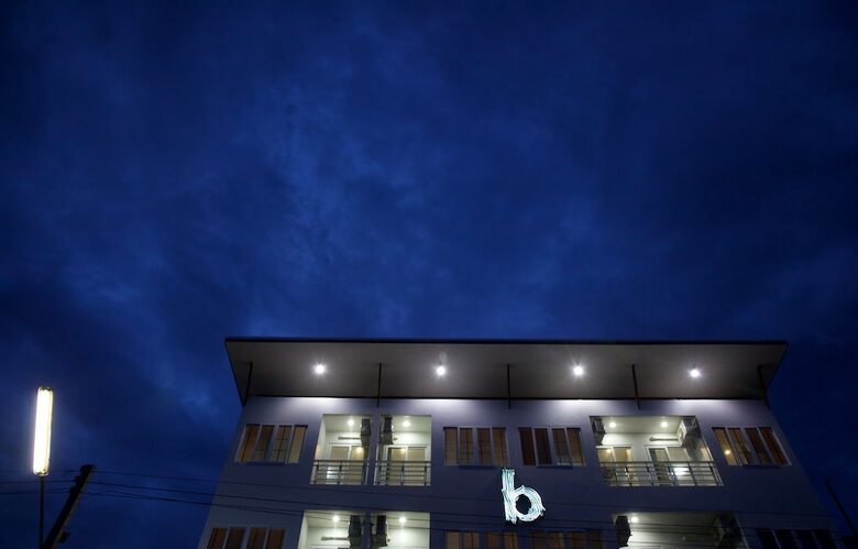 Hotel Chez Bure - Bure Homestay