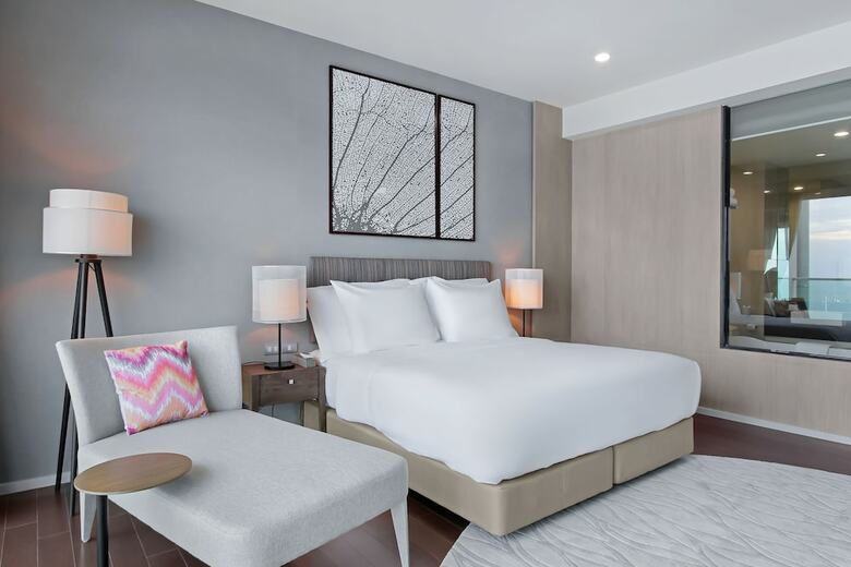 Hotel White Sand Beach Residences Pattaya
