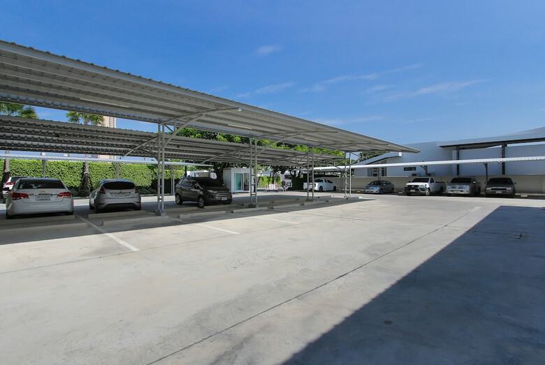 Hotel White Sand Beach Residences Pattaya