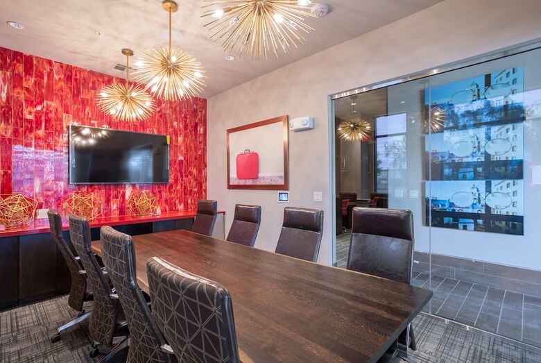Aparthotel Staylo Austin 2 Bedroom Suites