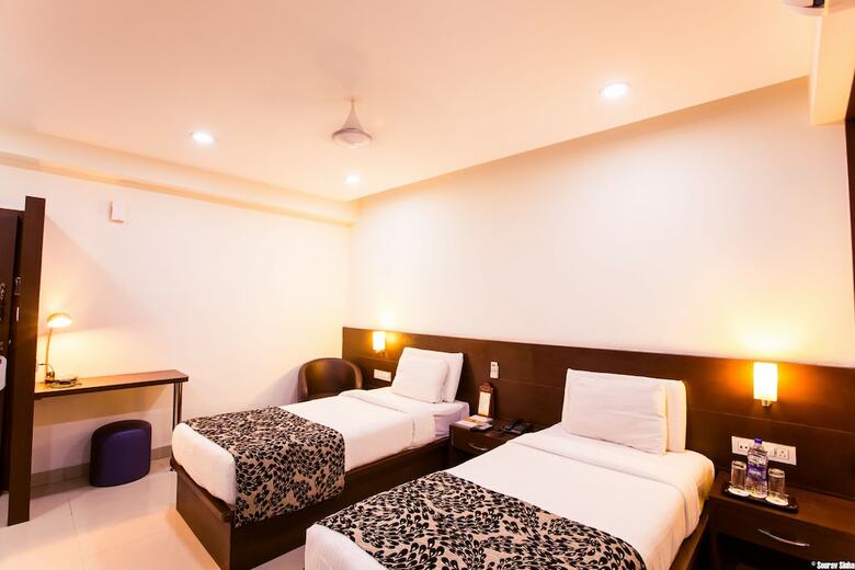 Hotel Papaya Tree