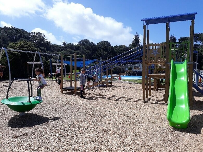 Opunake Beach Kiwi Holiday Park
