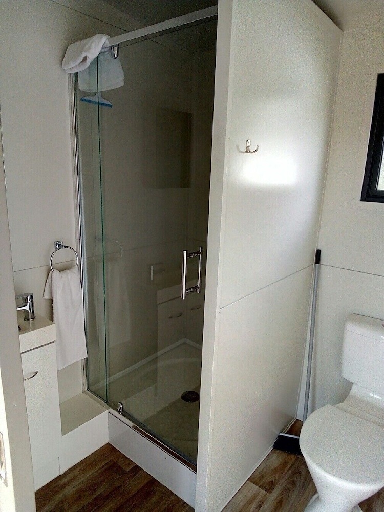 Opunake Beach Kiwi Holiday Park
