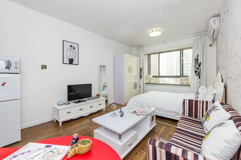 Mike168 Service Apartment Saintland Shop