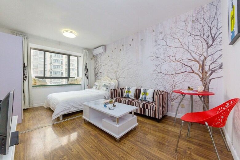 Mike168 Service Apartment Saintland Shop