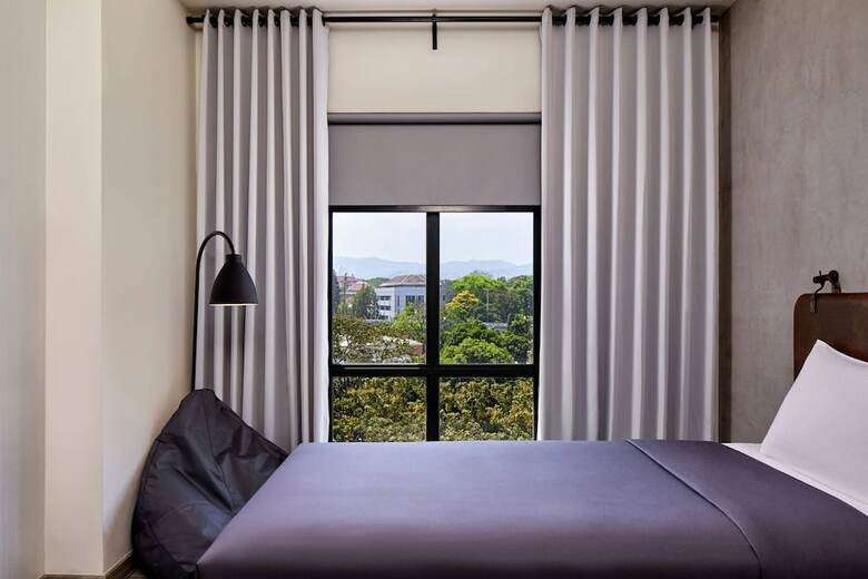 Hotel Moxy Bandung