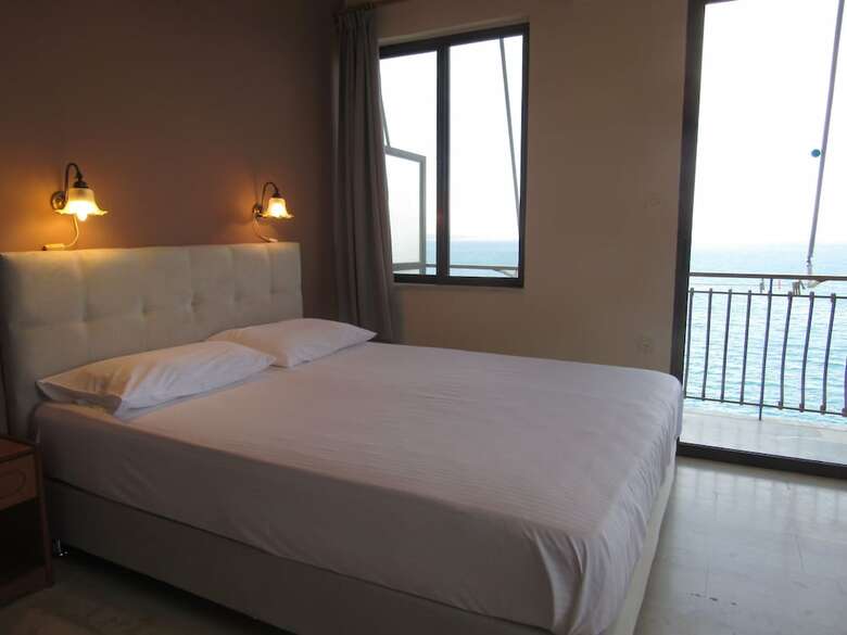 Apartamentos Kalypso Guesthouses