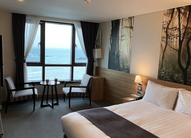 Utop Ubless Hotel
