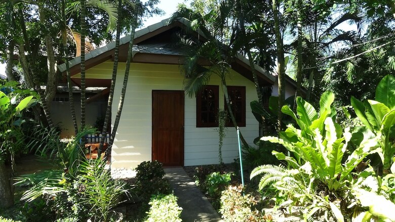 Hotel Riverside Homestay