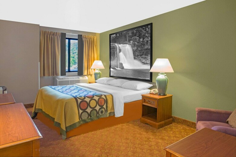 Motel Super 8 By Wyndham Howe