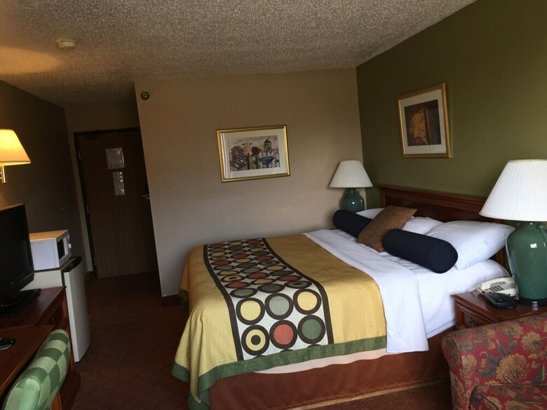 Motel Super 8 By Wyndham Howe