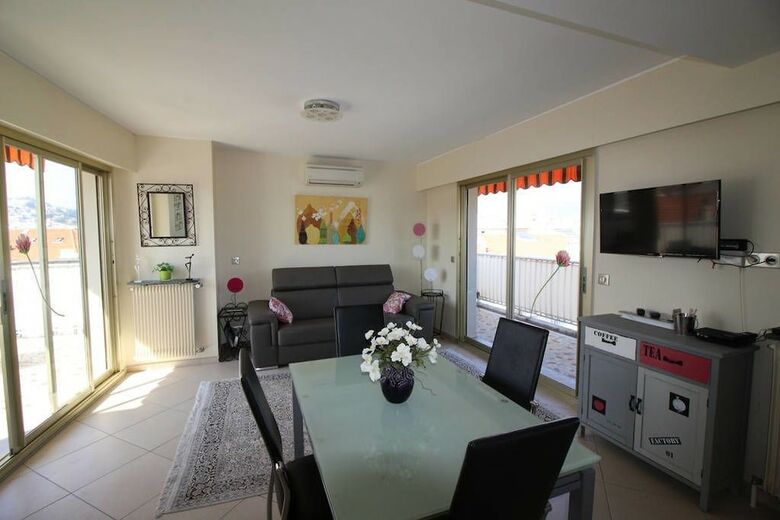Apartamento Nice Booking - Berlioz - Toit Terrasse