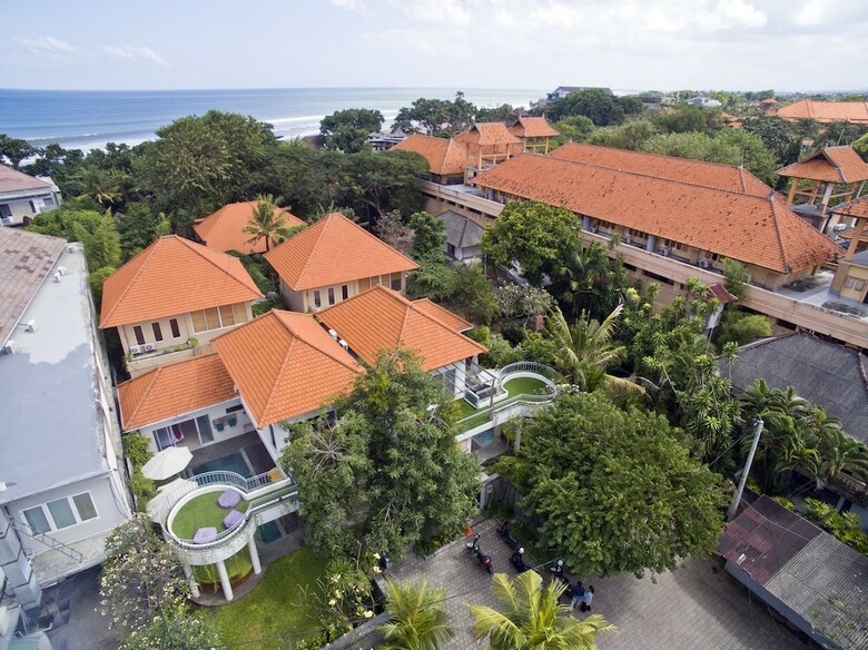 Del Mar Beach Villas-3 Bedroom Private Pool