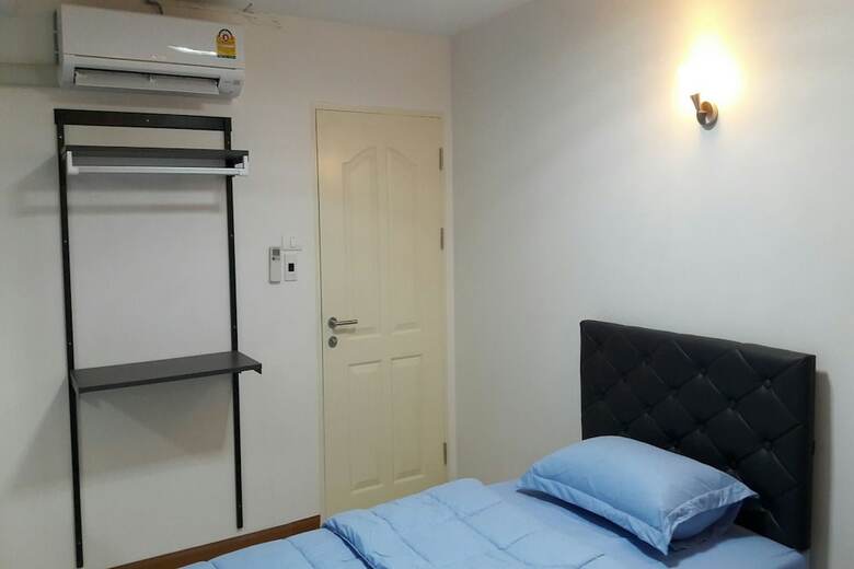 Hotel Sweet Pillow Hostel & Caf�