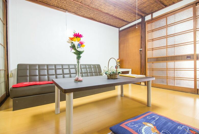 Hostal Gojo Paradiso Homes Restaurant And Bar - Hostel
