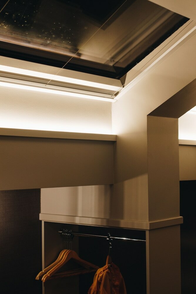 Camden Enterprise Hotel
