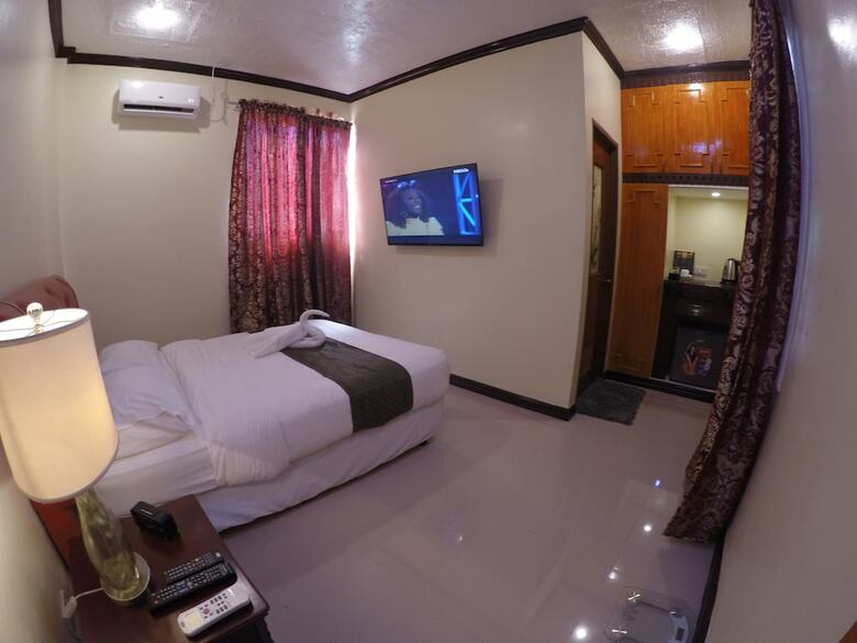 Bed & Breakfast The Executive Villa Inn & Suites