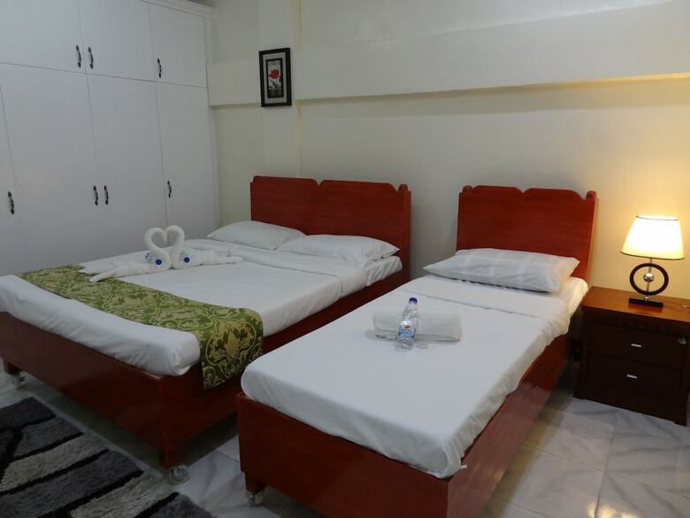 Bed & Breakfast The Executive Villa Inn & Suites