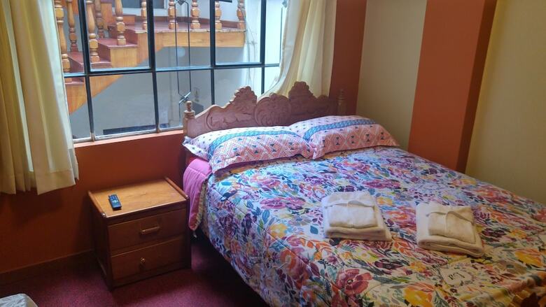 Hostal Ururi Stay
