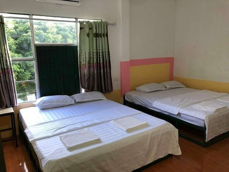 Hostal Army Barracks Guesthouse
