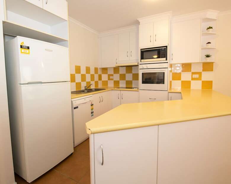 Apartamentos Beach Court