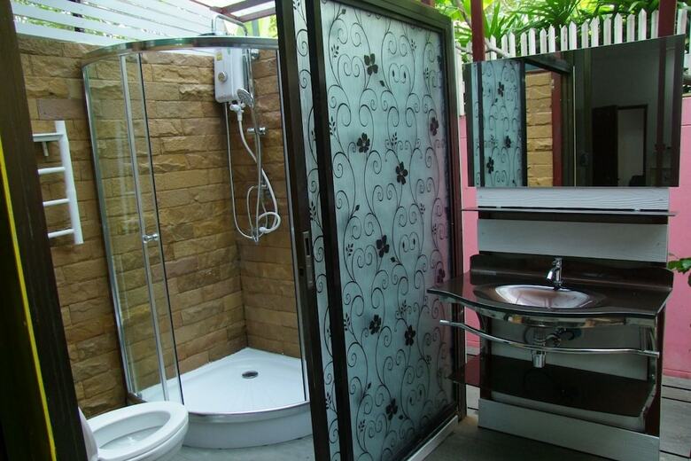 Hotel Naifun Bb House