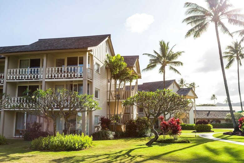 Hotel Aston Islander On The Beach