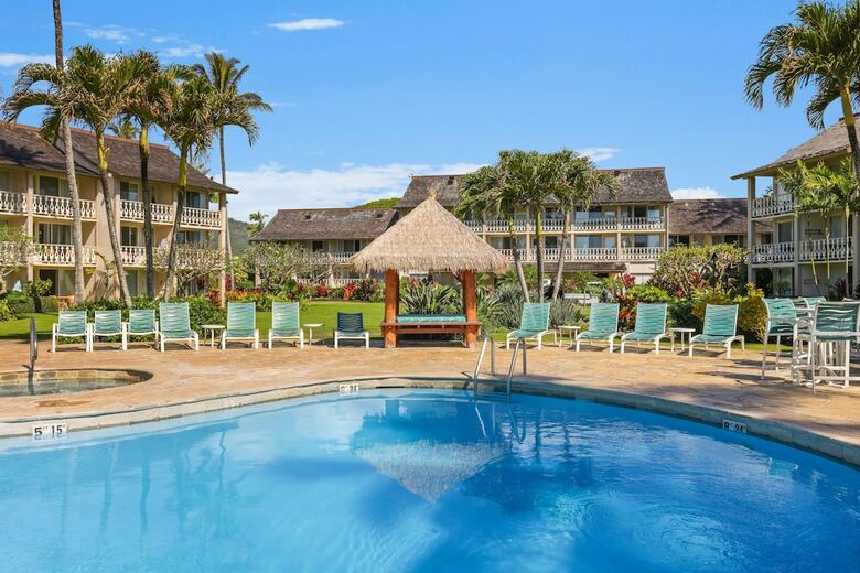 Hotel Aston Islander On The Beach