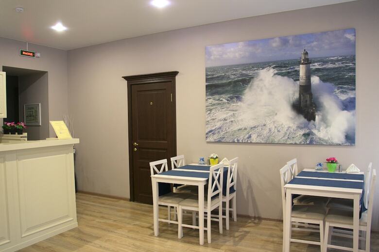 Lighthouse Hotel