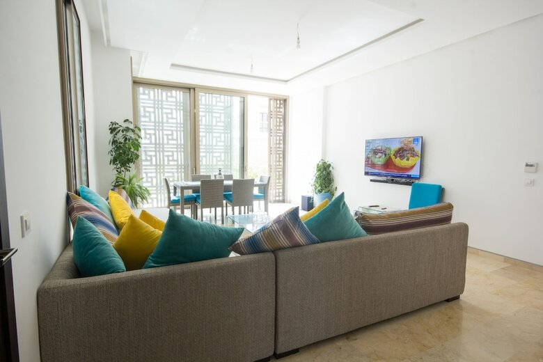 Aparthotel Marina Rabat Suites & Apartments