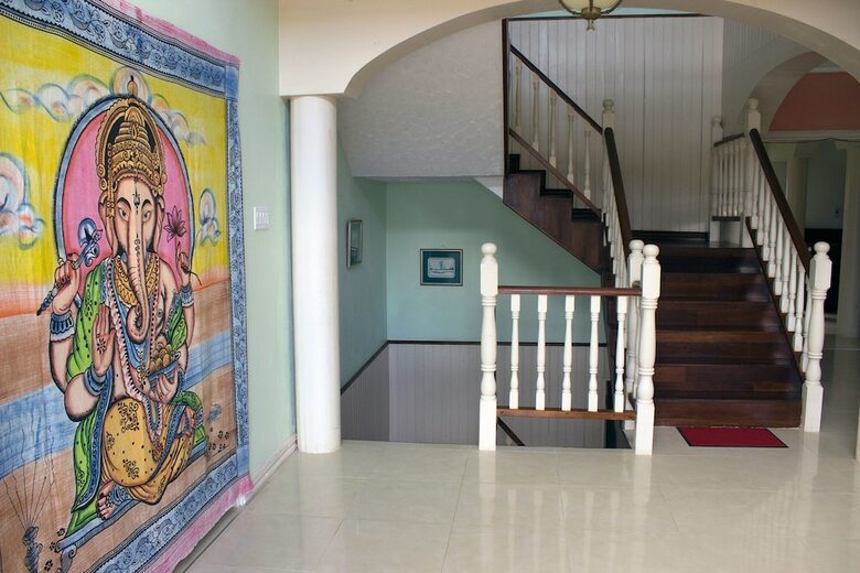 Hotel All Nations Guesthouse