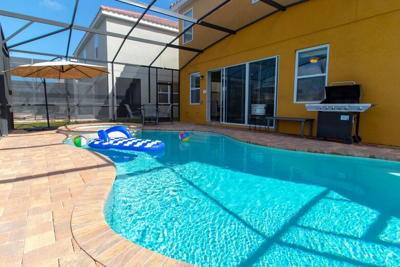Golden Palms Resort