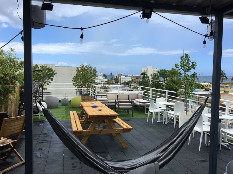Hostal Nomada Urban Beach Hostel - Adults Only