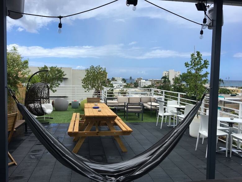 Hostal Nomada Urban Beach Hostel - Adults Only