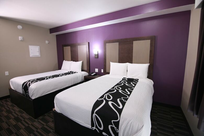 Hotel Home Inn And Suites