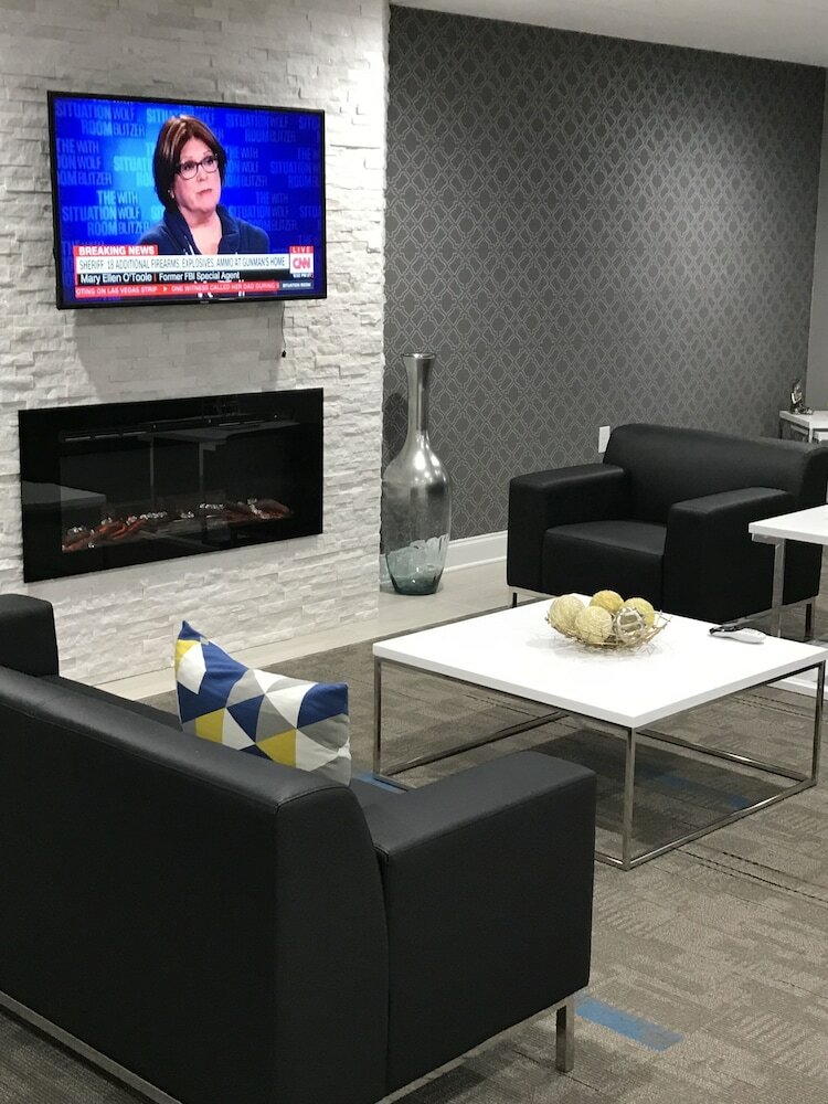 Hotel Home Inn And Suites