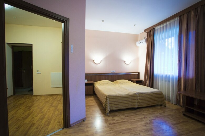 Hotel Solaris