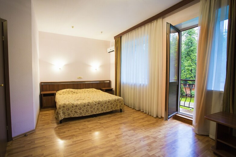 Hotel Solaris