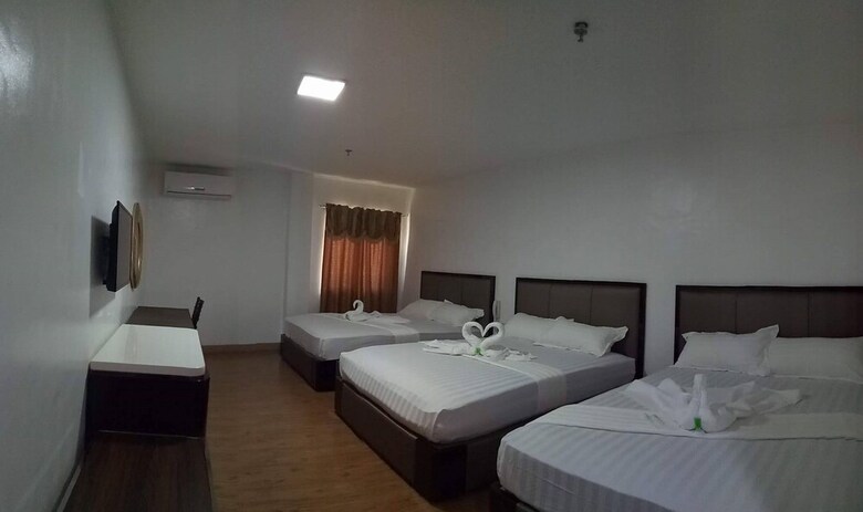 Meaco Hotel Royal - Tayuman