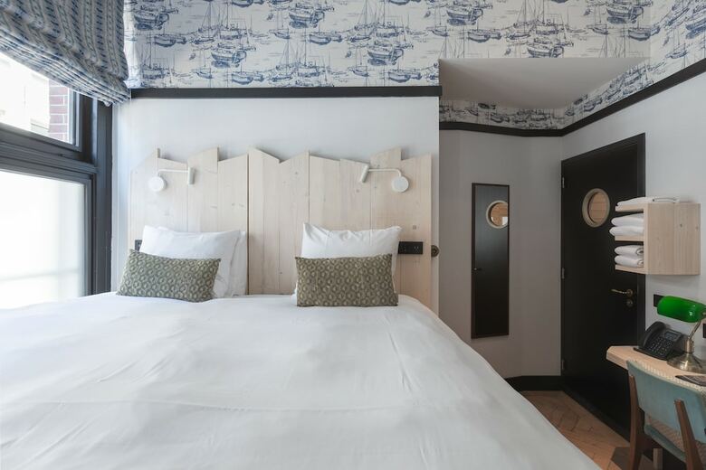 The Hendrick's Hotel