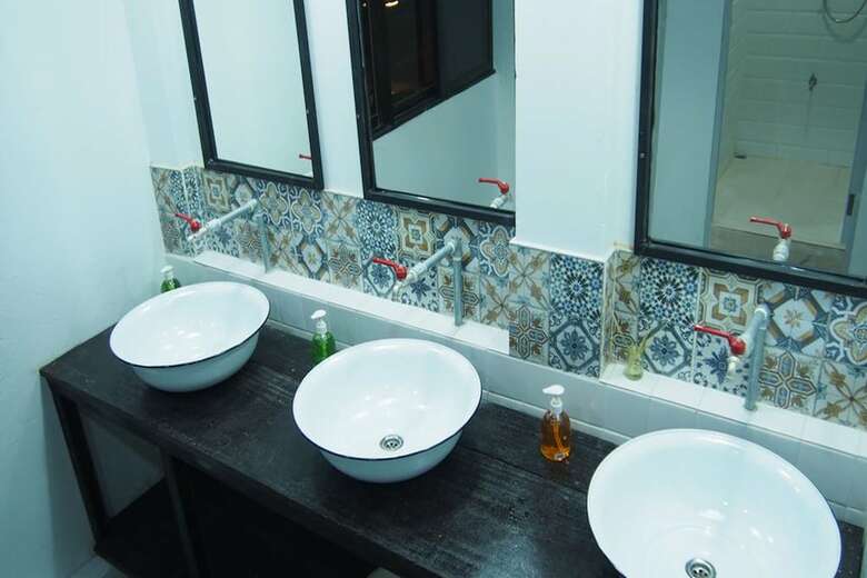 Hostal D Hub Hostel