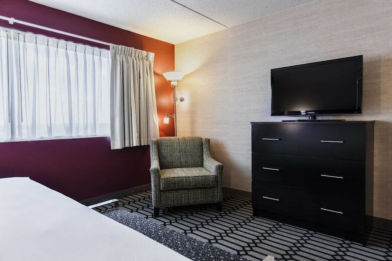 Delta Hotels By Marriott Fargo