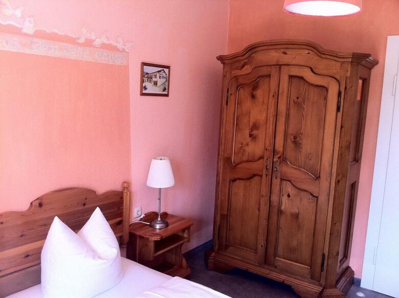 Hostal B�ckeralm� - Hotel Garni Am Schmalensee
