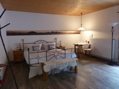 Hostal G�stehaus D�ring