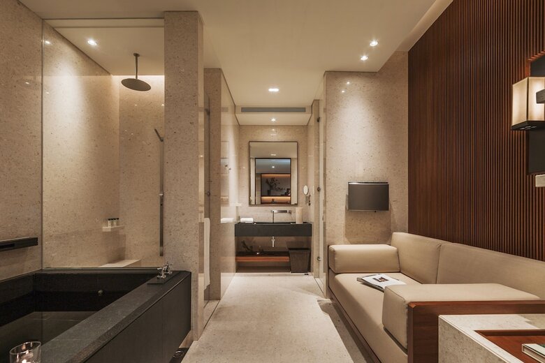 Hotel Villa 32 (guests Must Be 16 And Older)