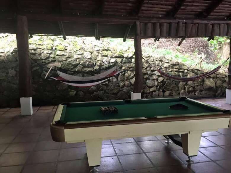 Hostal Manuel Antonio Hostel Resort