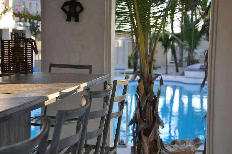 The Villa Luxury Suites Hotel