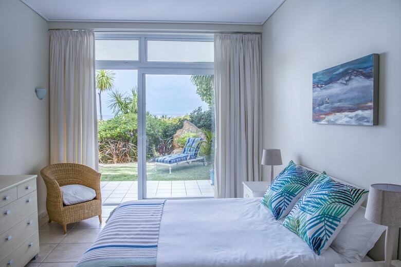 Villa Bay Reflections - Luxury Serviced Apartments